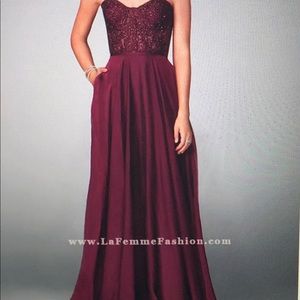 brand new, never been worn formal dress!!